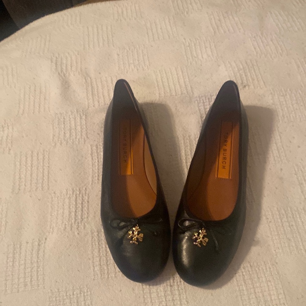 Black and gold flats